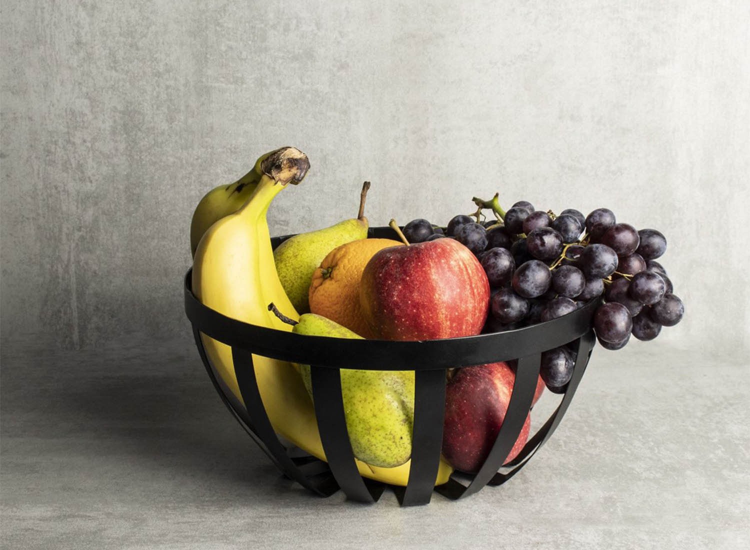 Gusta Fruitschaal - Zwart - Metaal - Industrieel - Opbergmand - ø25cm